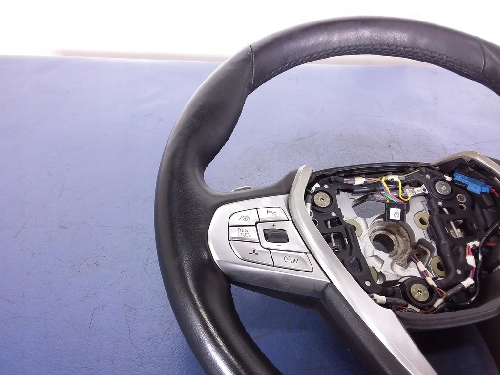 фото №4, Bmw 7 g11 g12 воздуховод кожаный лепестки переключения