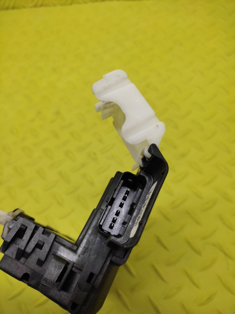 фото №4, Citroen c5 iii замок двері правий перед 574389