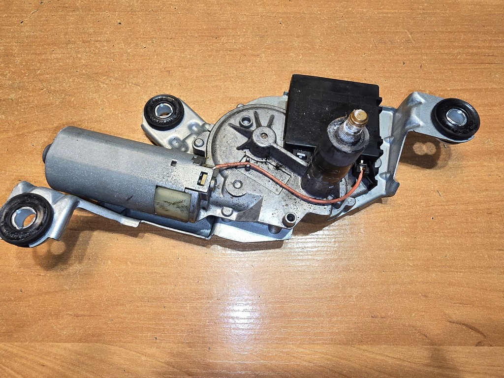 фото №13, Bmw x3 e83 механизм моторчик дворники крышки задняя 6917907