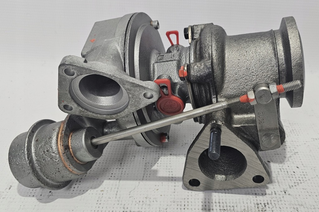 Турбіна турбонагнітач mercedes a w168 / vaneo 414 - 53039700019 Зі Шроту