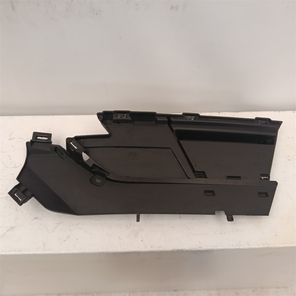 Купить Заглушка бампер перед peugeot 208 ii 99937439