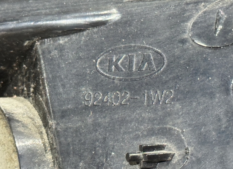 фото №8, Лампа правая задняя правый задняя kia rio iii 92402-1w2