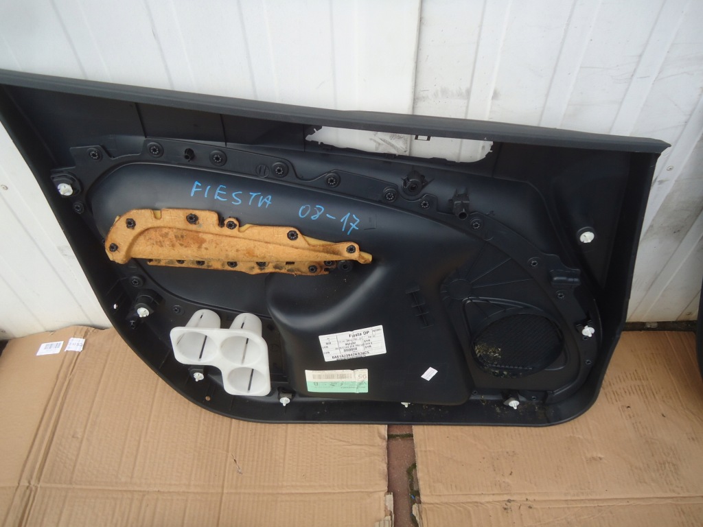 фото №7, Ford fiesta 08-17 обшивки оббивка двері підголівник