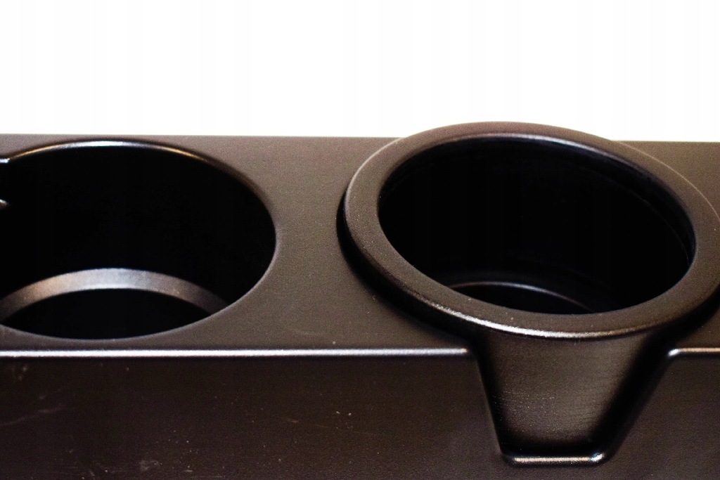 фото №6, Кронштейн na кружка w консоли центральной bmw z3 e36 51168413622 8413622