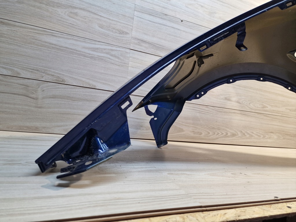 Tesla y крыло правый передний перед в Украине