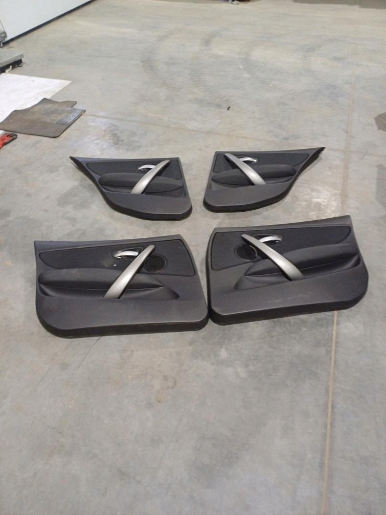 фото №1, Обивка дверь bmw 1 e87