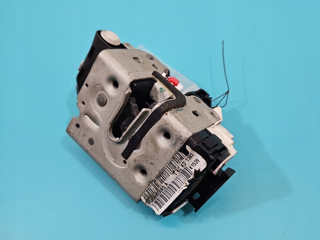 фото №1, Замок задняя правый p04589650ad jeep compass i 06-16 4pin