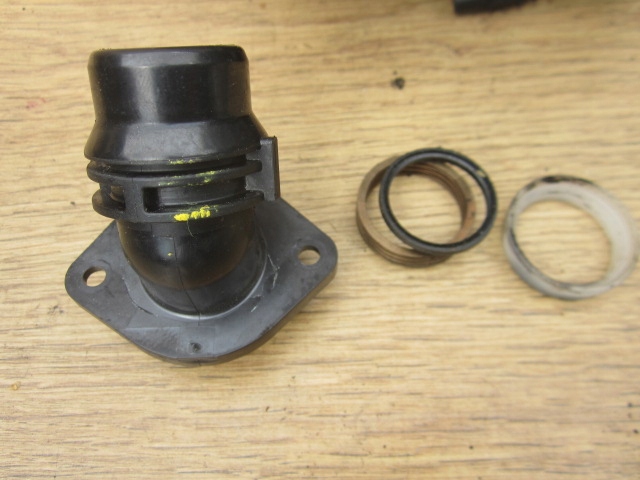 фото №8, Bmw x1 f48 f44 f40 mini 1.5 корпус термостата термостат 8631943 0631943 pń