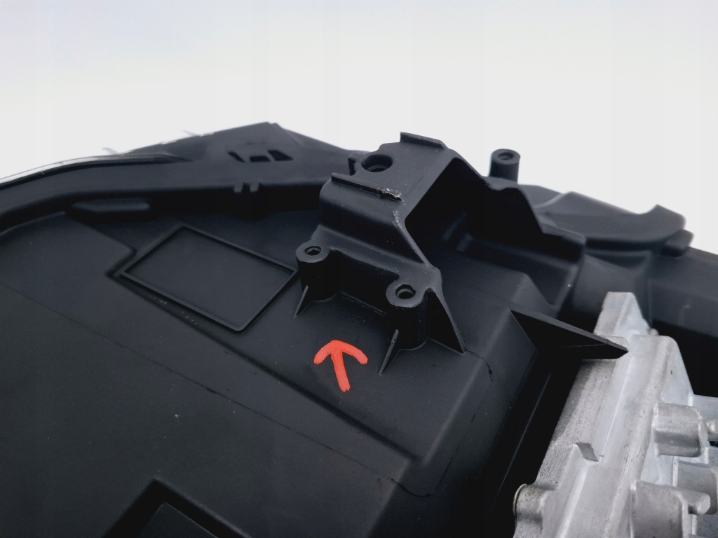 Купить Фара левый перед левая передняя full led peugeot 208 2008 2 2019- #10009