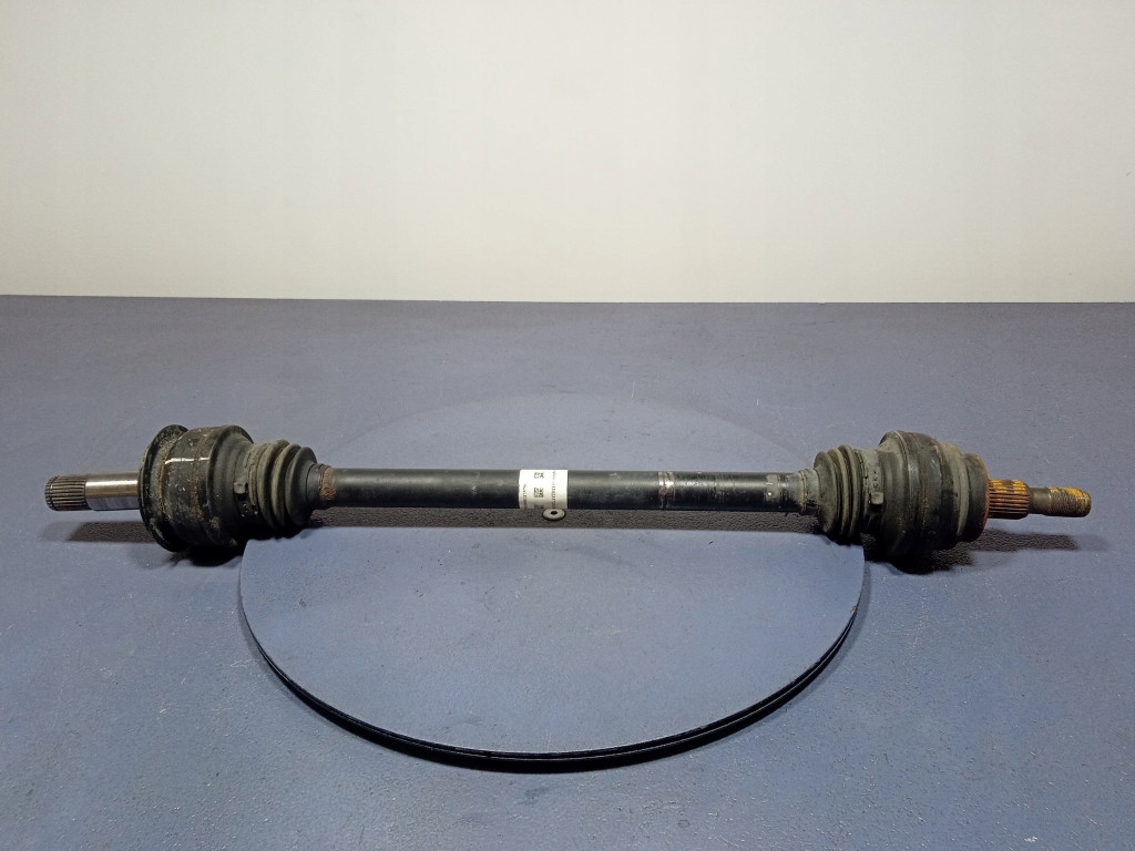 фото №1, Mercedes gle w292 3.0 b 390 km приводной вал правая задняя задняя a1663504500