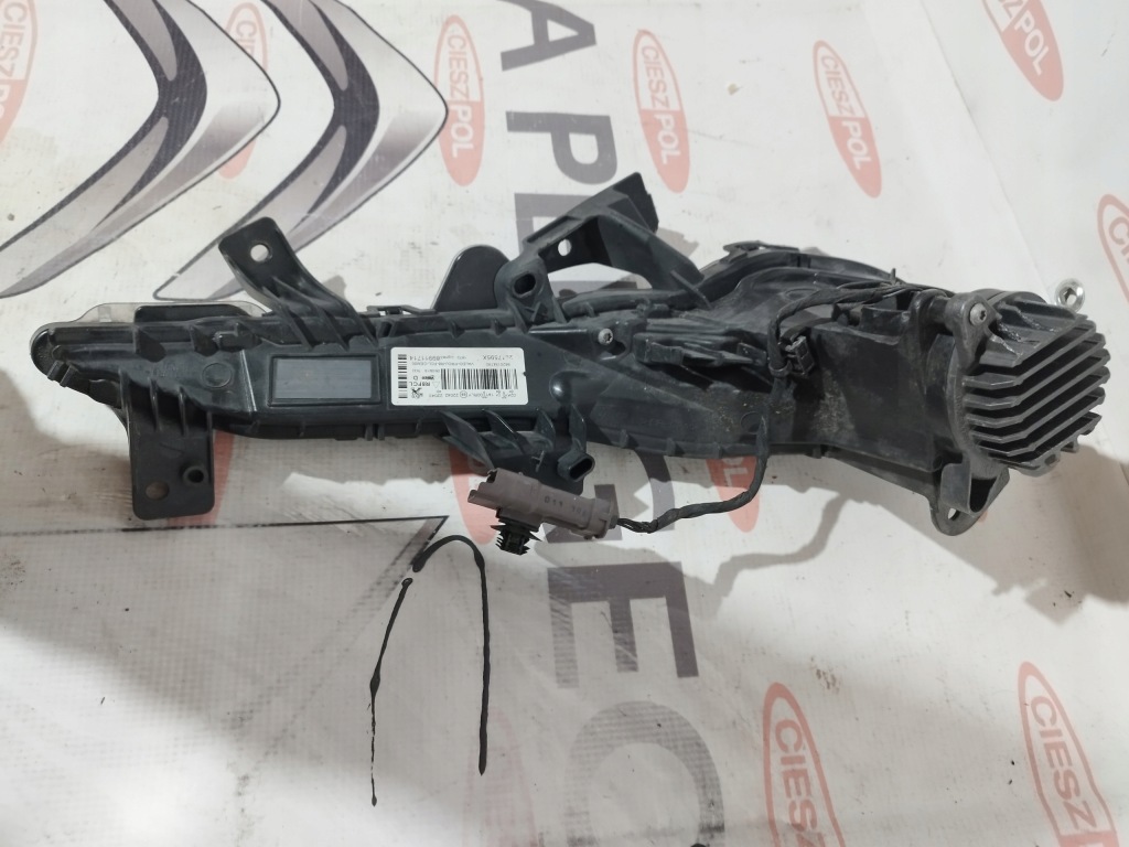 фото №7, Протитуманна фара правий led drl кронштейн peugeot 208 ii 2008 jak новий оригінал l90128626