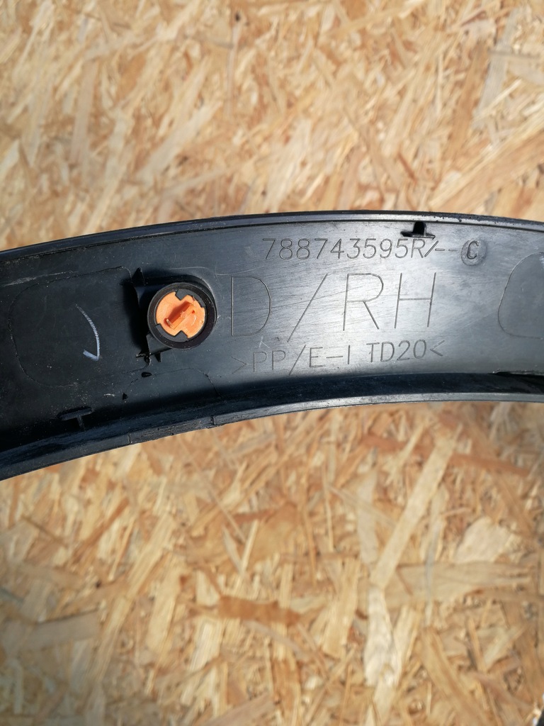 фото №9, Renault kadjar 15- молдинг крыла правый задняя