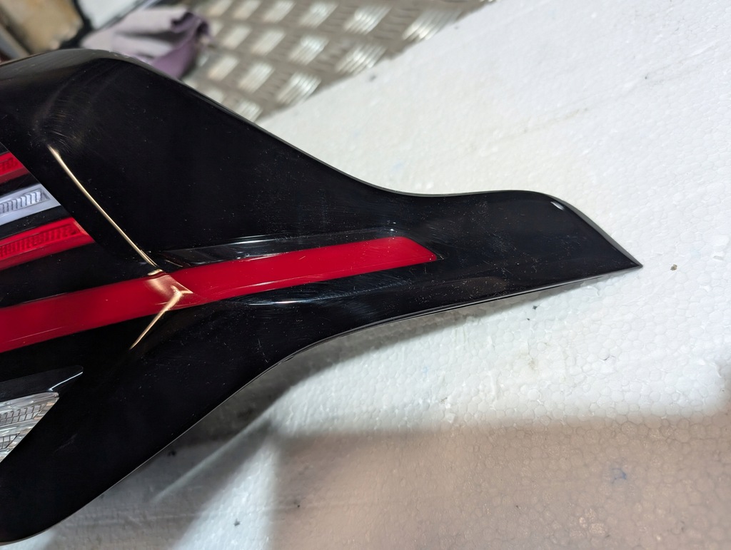 фото №4, Kia sportage v лампа правая задняя r2924-62050