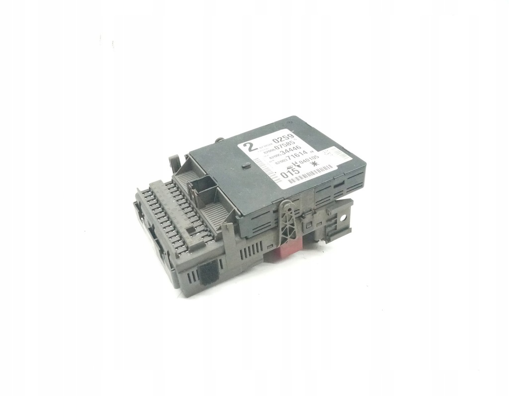 фото №1, Коробка предохранителей renault laguna ii uch 1.9 dci 8200534446