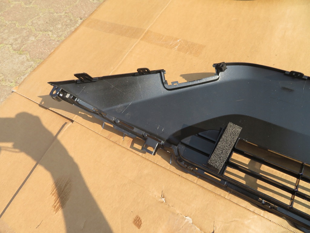 фото №14, Решітка нижня бампера перед toyota rav4 19-