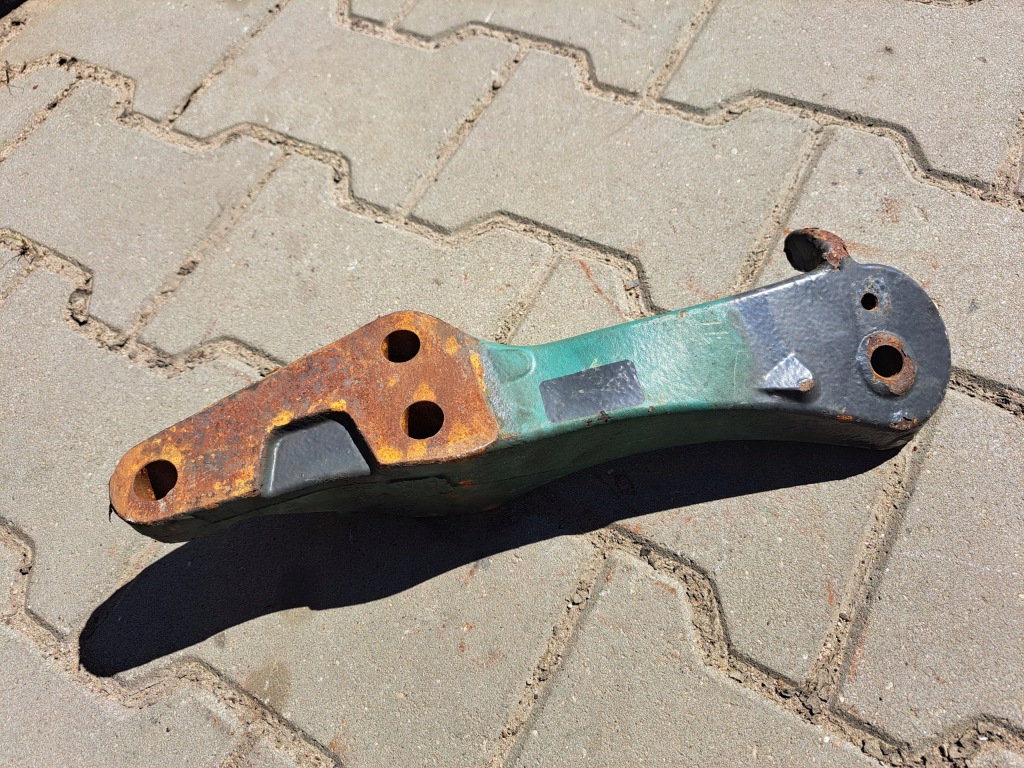 фото №3, Кронштейн кронштейн кронштейн двигуна renault gama t volvo fh 4 fm 4