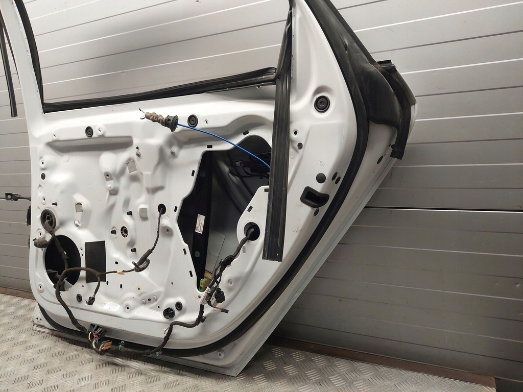 фото №11, Audi a8 s8 d4 4h 2015 задня сторона права двері задні