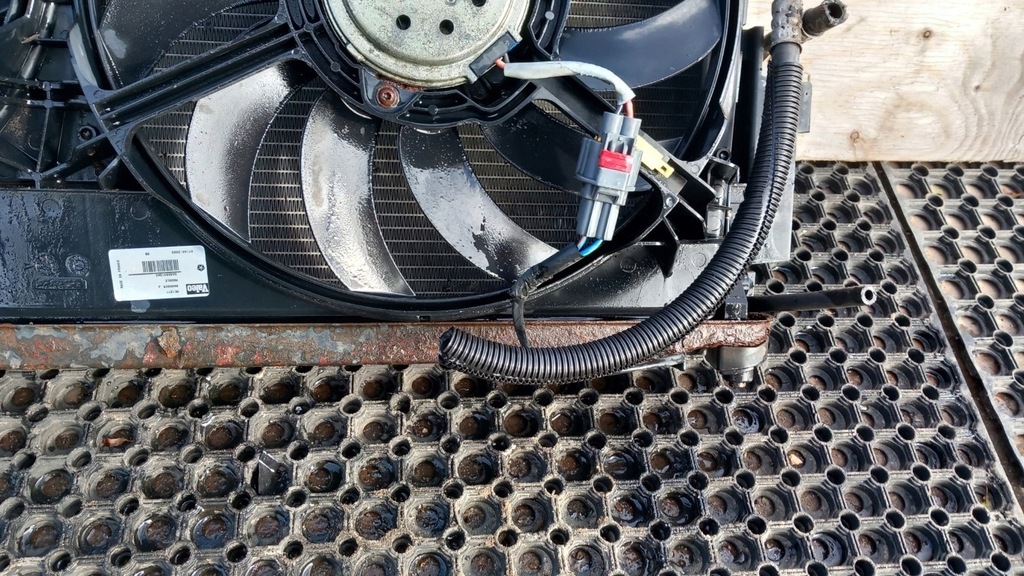 фото №6, Chrysler voyager iv 2.8 crdi радиатор вентилятор комплект