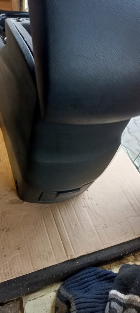 S-max mk1 galaxy mk3 06-14r подлокотник комплектный  piano black европа Доставка