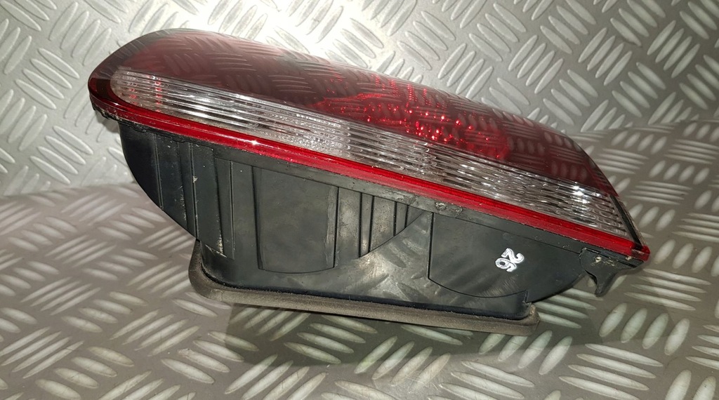 фото №13, Vw touareg lift лампа правая крышки задняя w крышка багажника задняя 7l6945094t