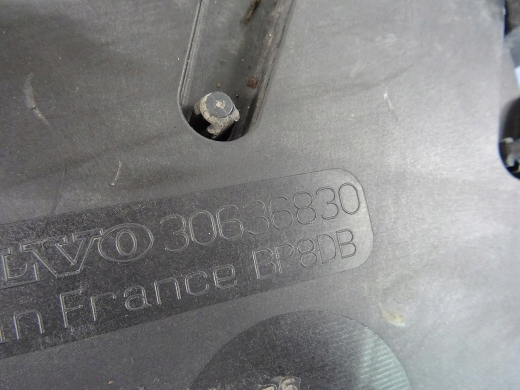 фото №5, Корпус фільтра повітря volvo xc70