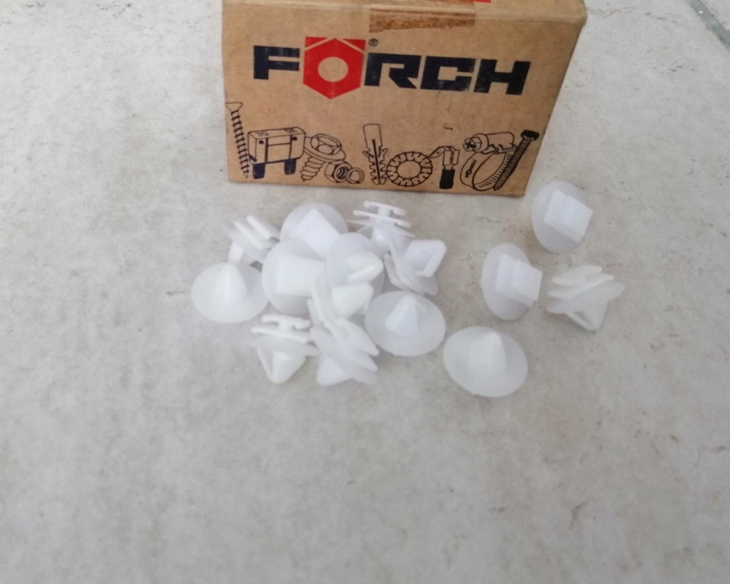 фото №1, 10x штифт кліпса накладки citroen c3 c4 ds3