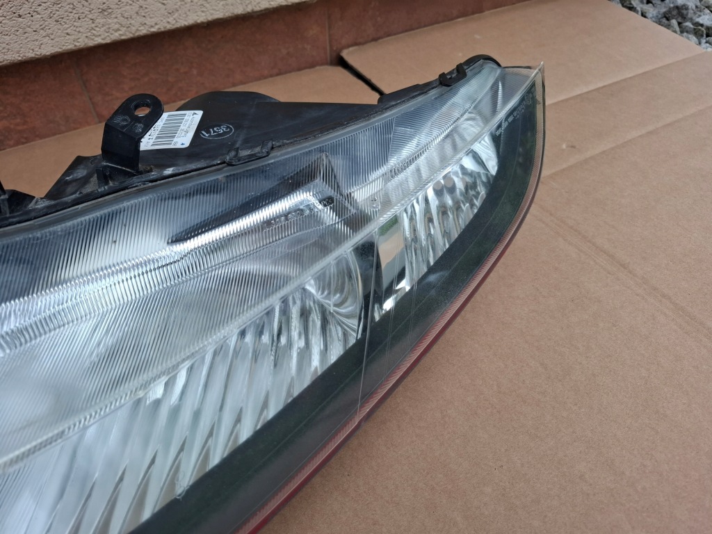 фото №3, Лампа передняя honda civic viii ufo оригинал