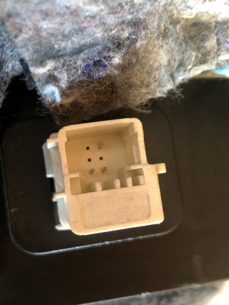 фото №14, Citroen оригінальний номер 96819294zd оббивка багажника c5 iii