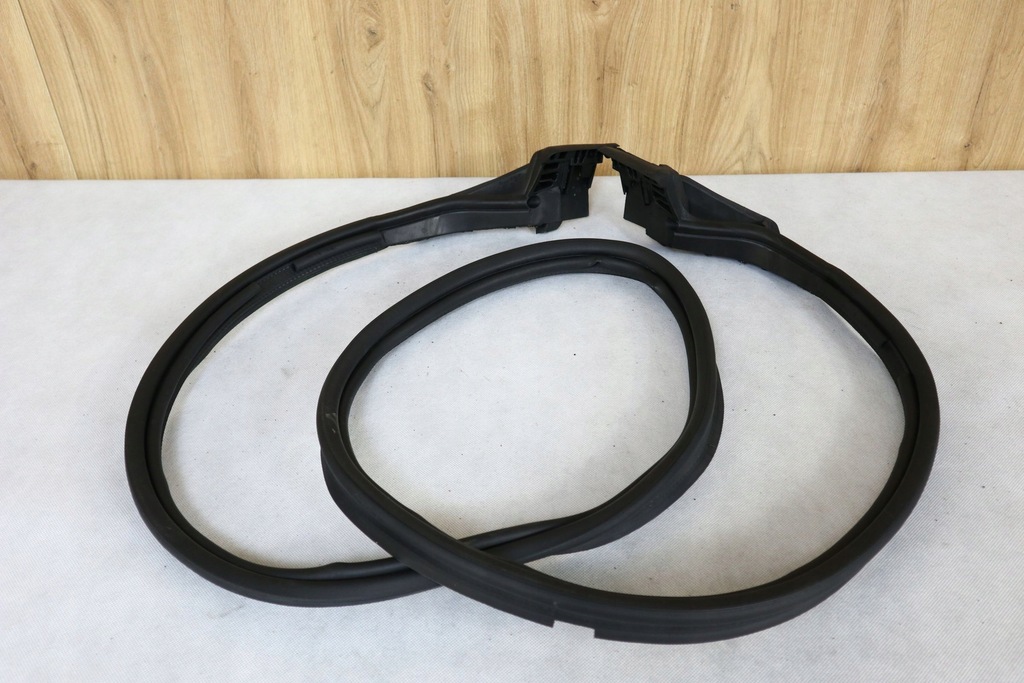 фото №1, Mercedes slk r172 прокладка крышки багажника a1727500098