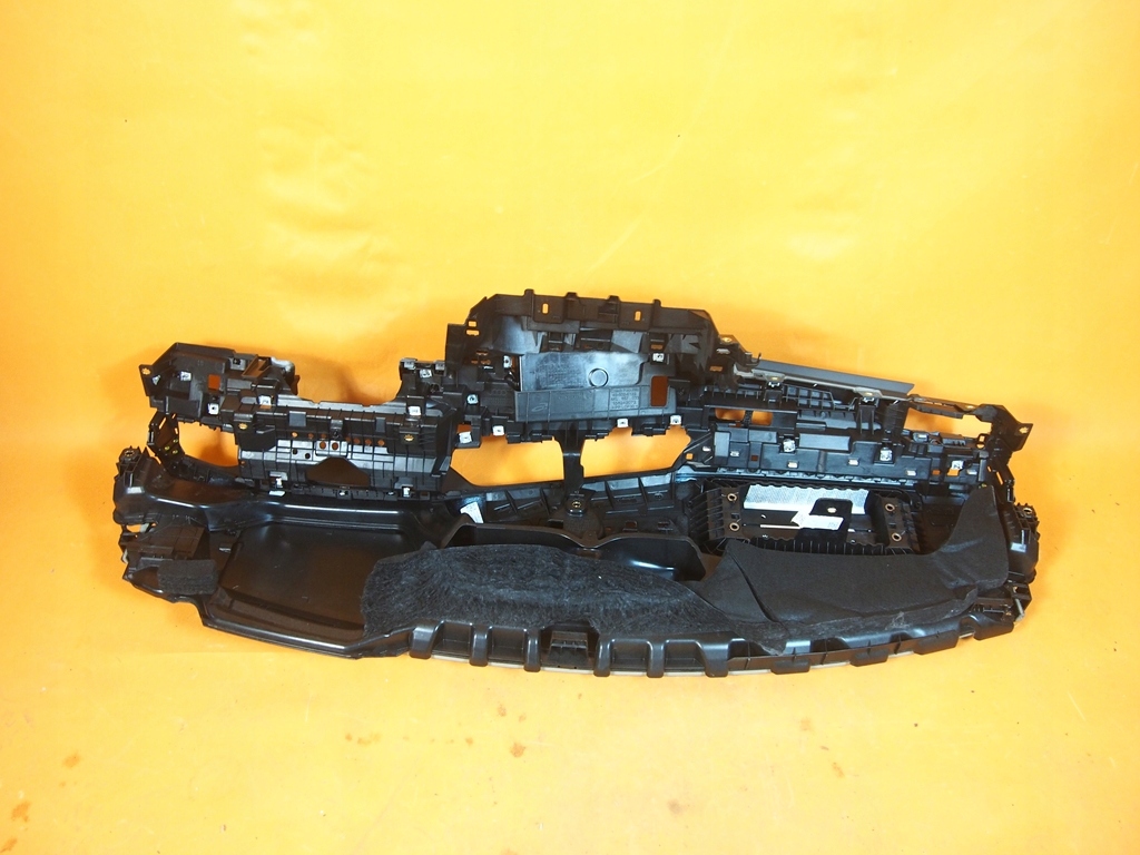 фото №14, Audi e-tron панель приладів приладова панель  4kl857051