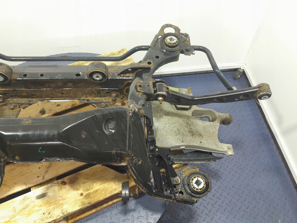 фото №5, Volvo xc90 ii балка поперечина підрамник підрамник підвіска задня 4x4