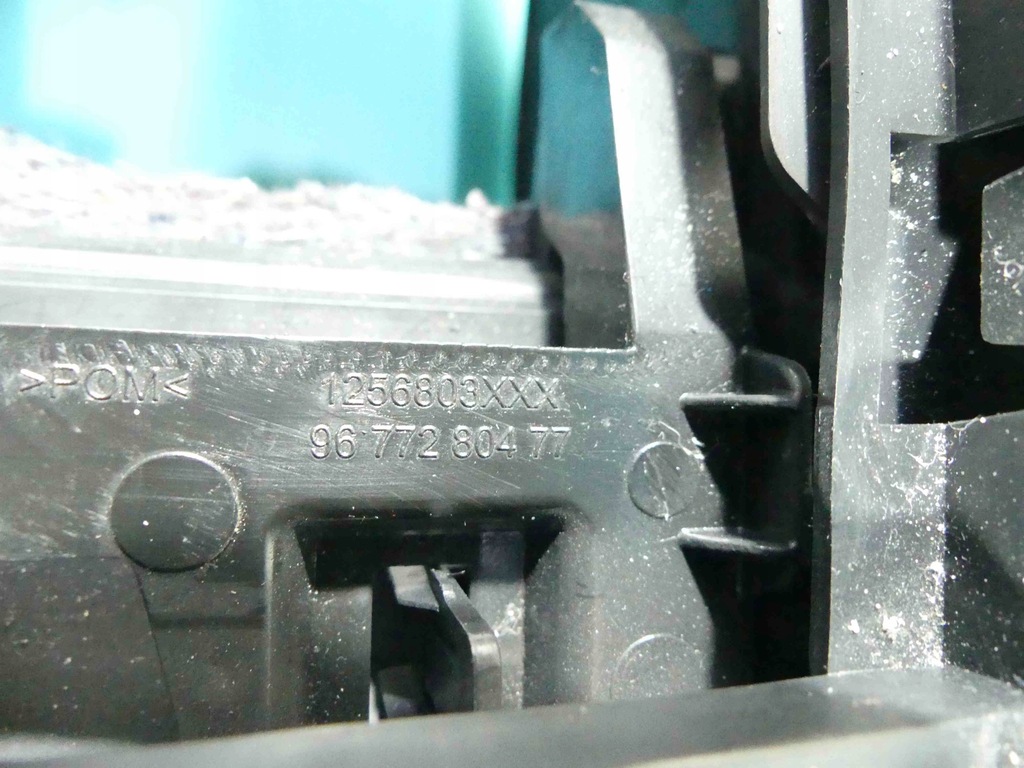 фото №10, Подлокотник туннель citroen c4 grand picasso ii 13-