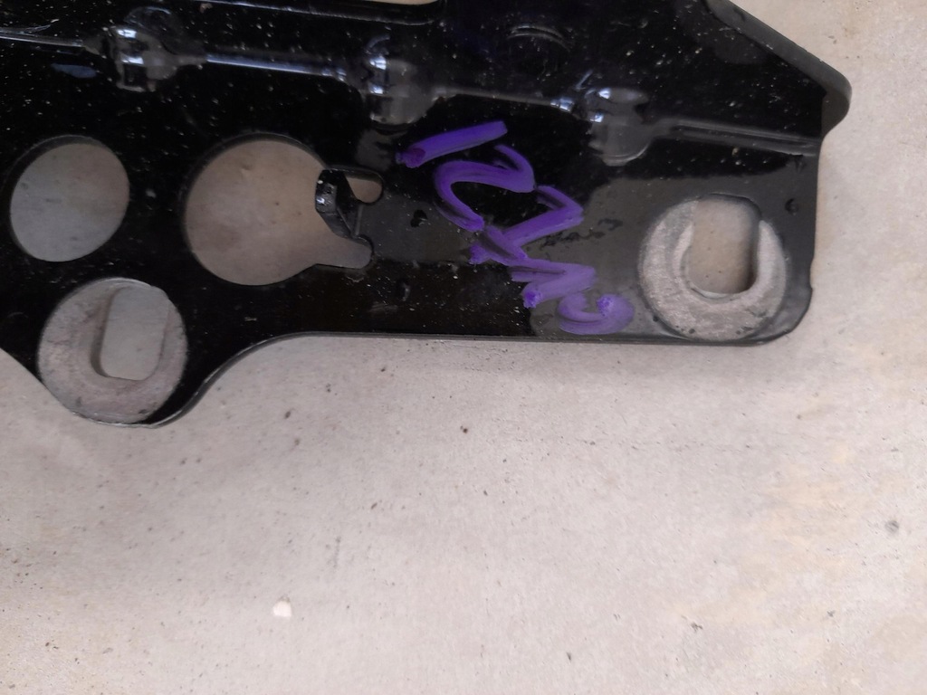 фото №9, Петли капот mercedes w206