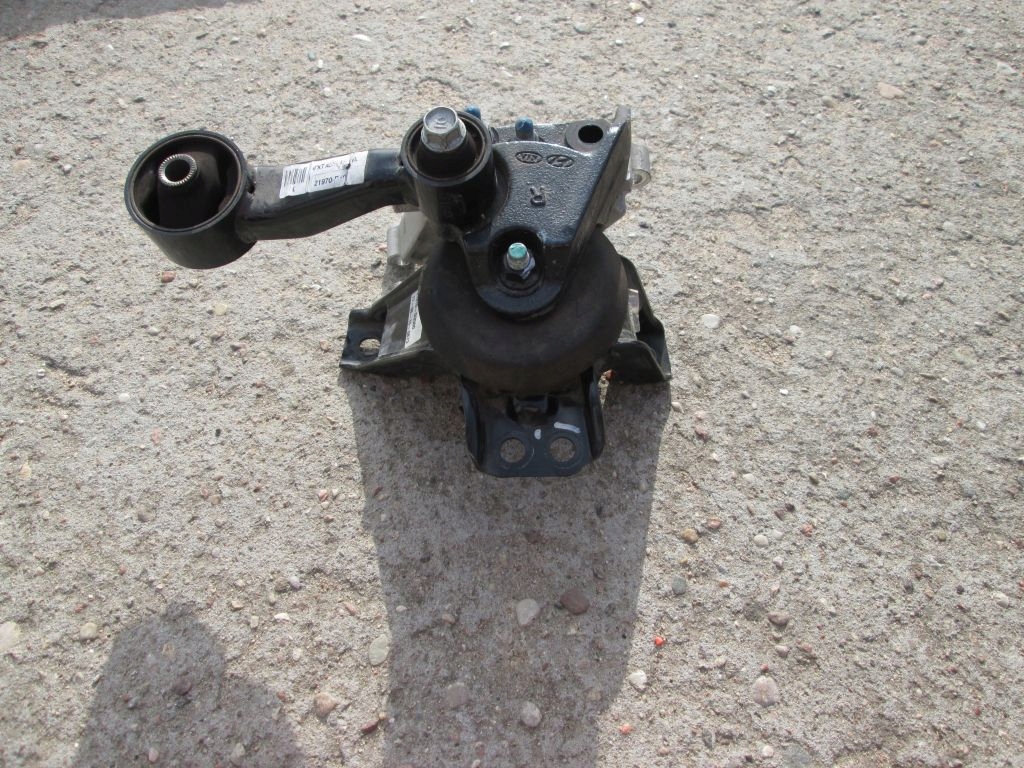 фото №1, Sportage iv 2.0 crdi кронштейн двигуна права подушка