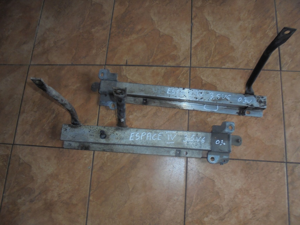 фото №1, Renault оригінальний номер 11701410z 11701408w