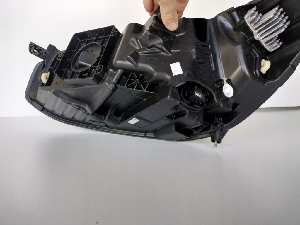 Фара правий фара ford focus mk4 22- рестайлінг  full led Зі Шроту