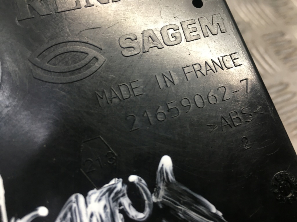 Clio ii модуль uch 21659062-7 Доставка