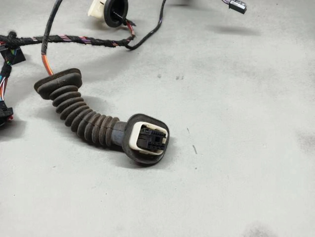 фото №7, 5l0971161k жгут электропроводка дверь задняя левый yeti