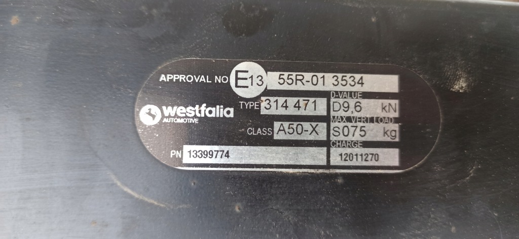 Opel astra j iv універсал 2009- балка фаркоп  буксирувальний 13399774 Ціна