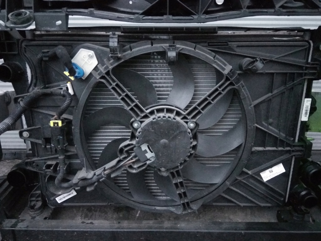 фото №12, Fiat 500 l перед капот радиатор бампер 1.3 m-jet