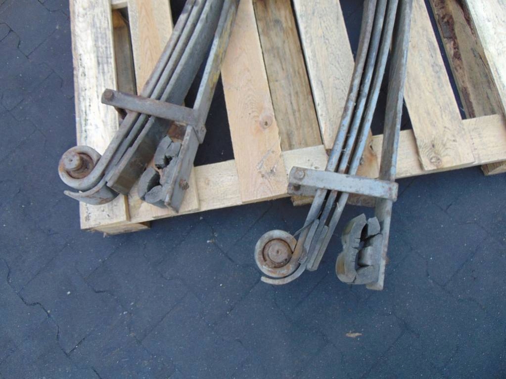 фото №4, Autosan a0909l 207km 03r рессора перед 4 щетки