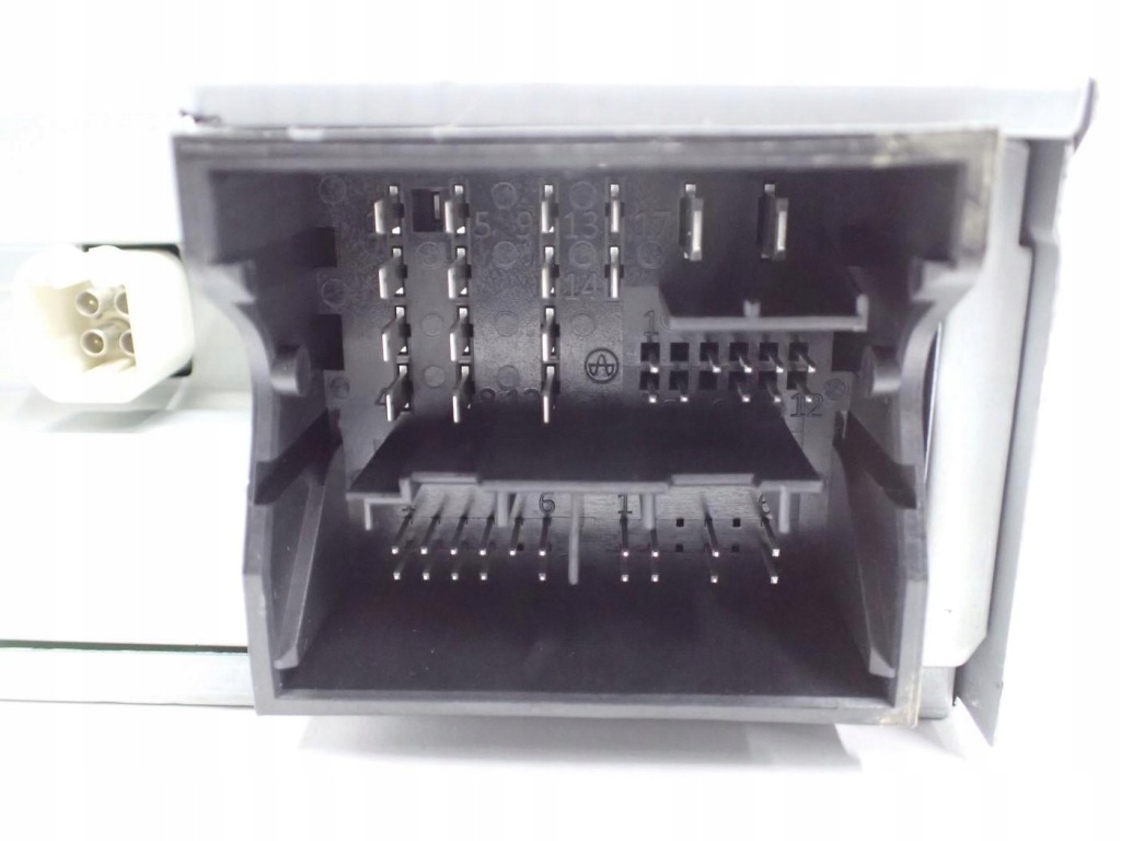 фото №8, Радіо навігація navi дисплей зчитувач eu 89a035043c audi q4 e-tron 22r