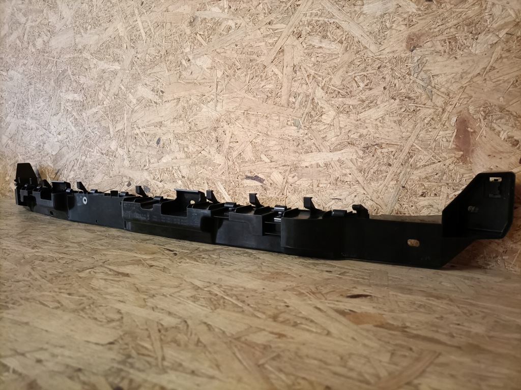 фото №8, Tesla model y напрямна напрямна бампер задня