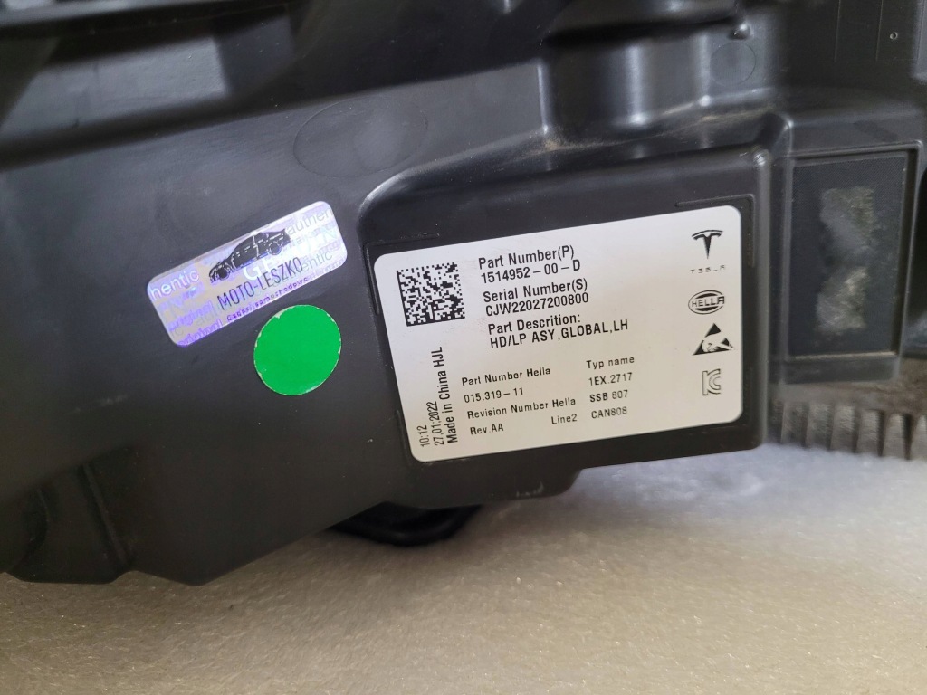 Tesla model 3 y рестайлинг  фара левая full led левый на soczewkę 1514952-00-d Оригинал