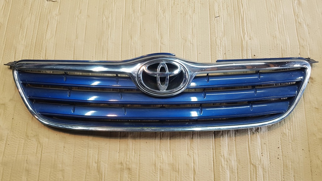 фото №1, Toyota corolla e12 04-06 решётка радиатора решётка радиатора 8p4