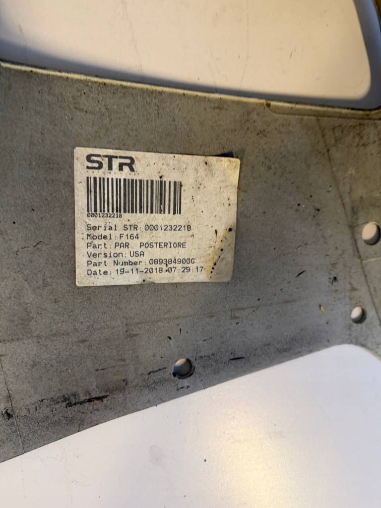 Ferrari portofino f164 бампер задний  оригинальный Доставка