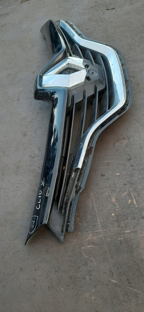 фото №6, Решётка радиатора решётка радиатора бампера перед хром renault clio v 623102335r