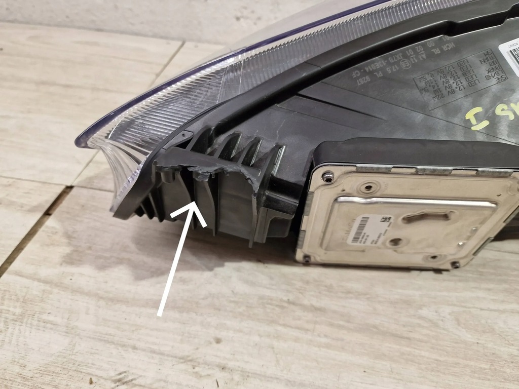 фото №8, Ford focus 2019 лампы передние