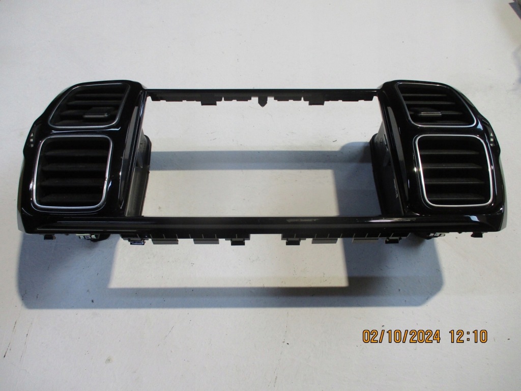 фото №1, Рамка навигации корпус воздуховод citroen c5 aircross 9817118277