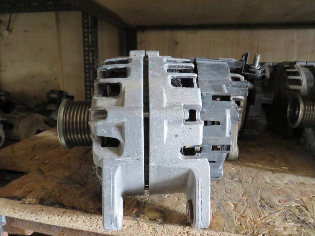 Купить Генератор 231008040r